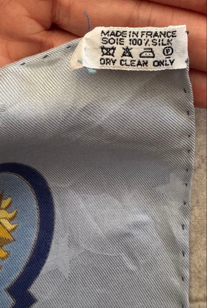 週末限定価格/HERMESエルメス スカーフ カレ90COSMOS ブルー