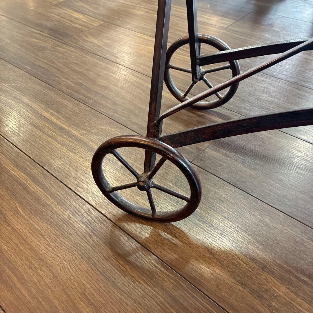 木製アンティークテーブル 今月末で取り下げになります。最終価格