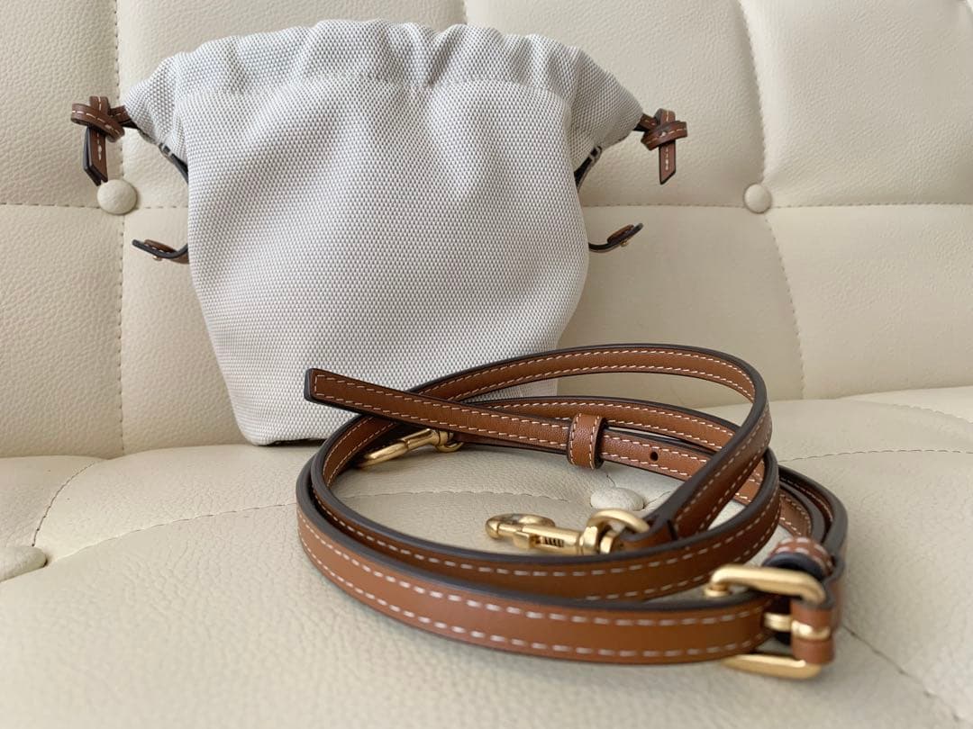 【新品同様美品】Tory Burch トリーバーチ　ストロー かごバッグ ミニ