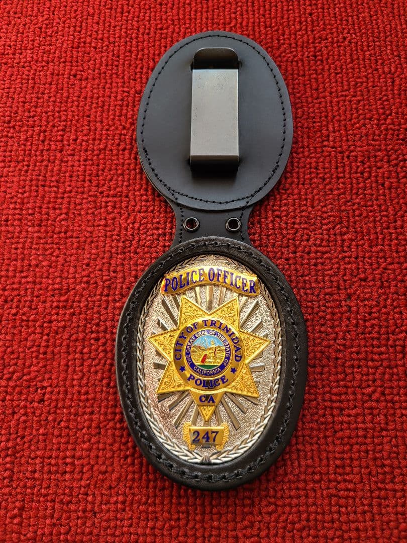 米国ポリスバッジ【TRINIDAD POLICE No.247】US製ホルダー付