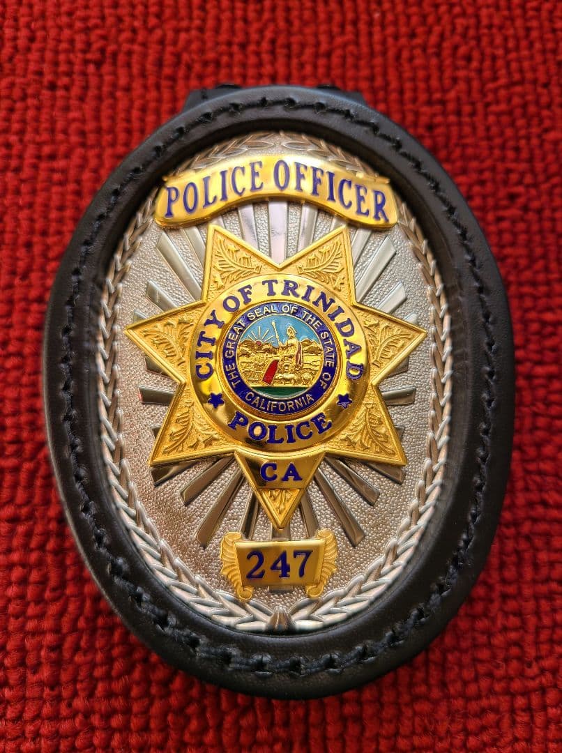 米国ポリスバッジ【TRINIDAD POLICE No.247】US製ホルダー付