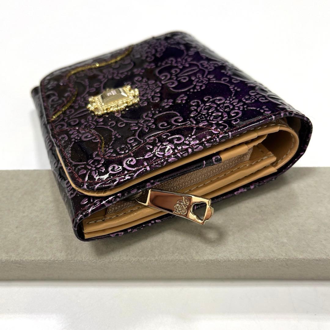 【人気モデル‼︎】ANNA SUI ルーミー　二つ折り財布　薔薇型押し　パープル