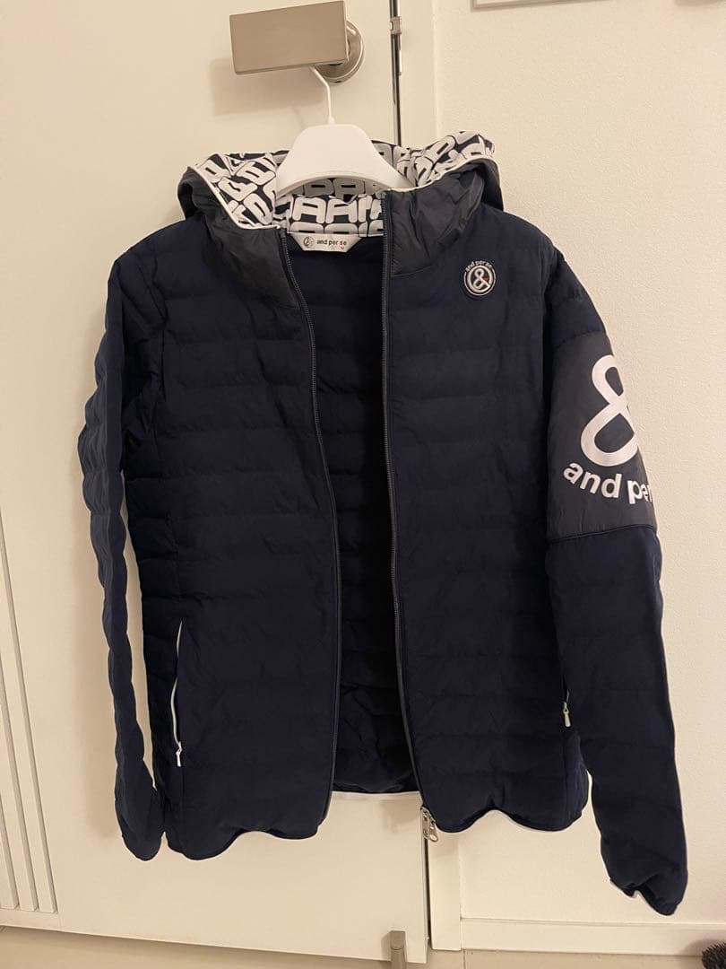 美品　未使用に近い　and per se キルティングジャケット M パーカー