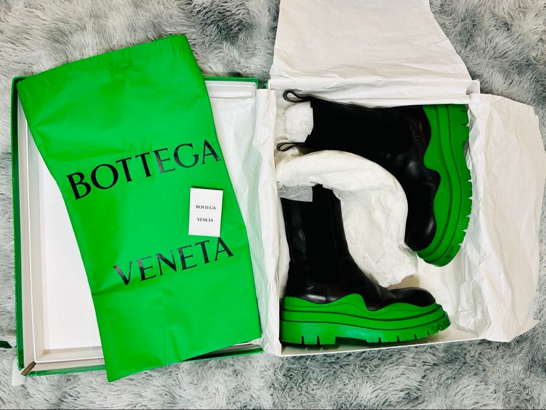 ボッテガ・ヴェネタ タイヤチェルシーブーツ ラバーグリーンメンズ43(28cm)