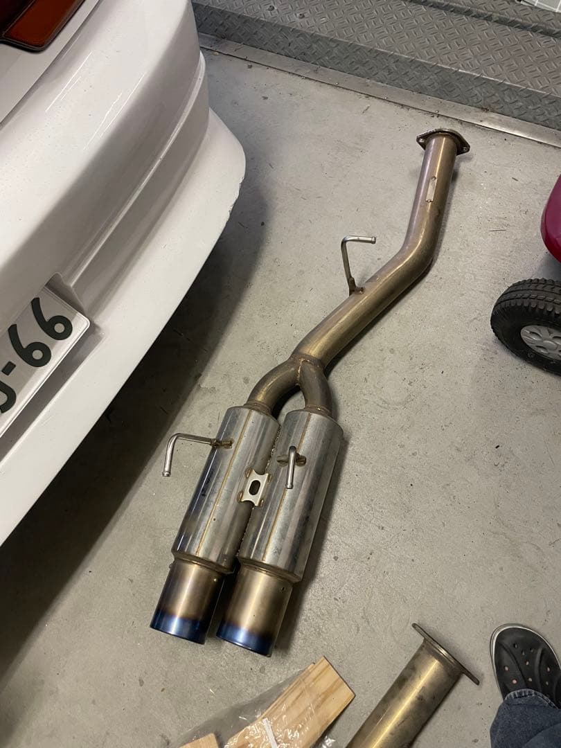 180sx. S13 ターボ用中間ストレートリアデュアル砲弾マフラー