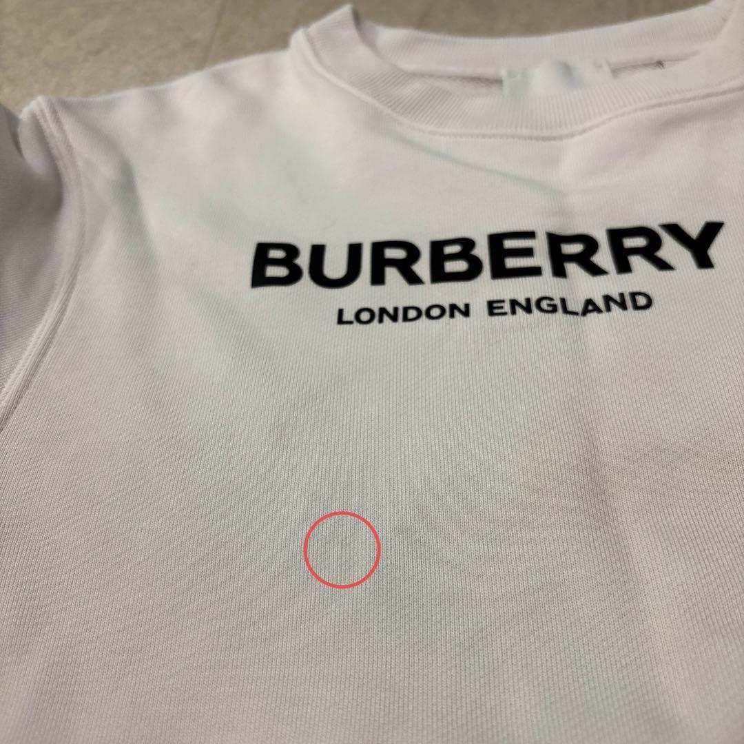 バーバリー　トレーナー　8Y
