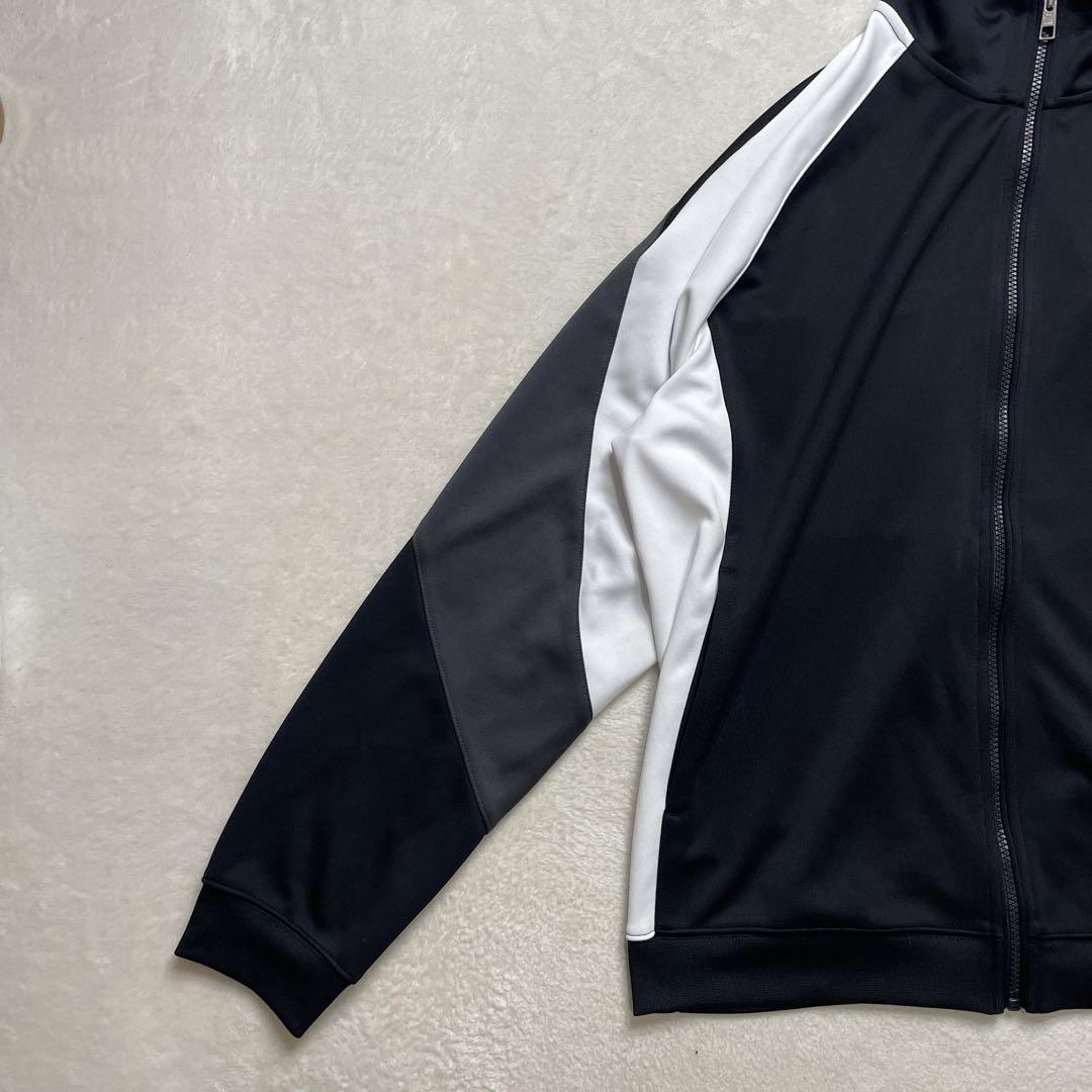 【未使用に近い　大きいサイズ】NIKE XL セットアップ　ジャージ