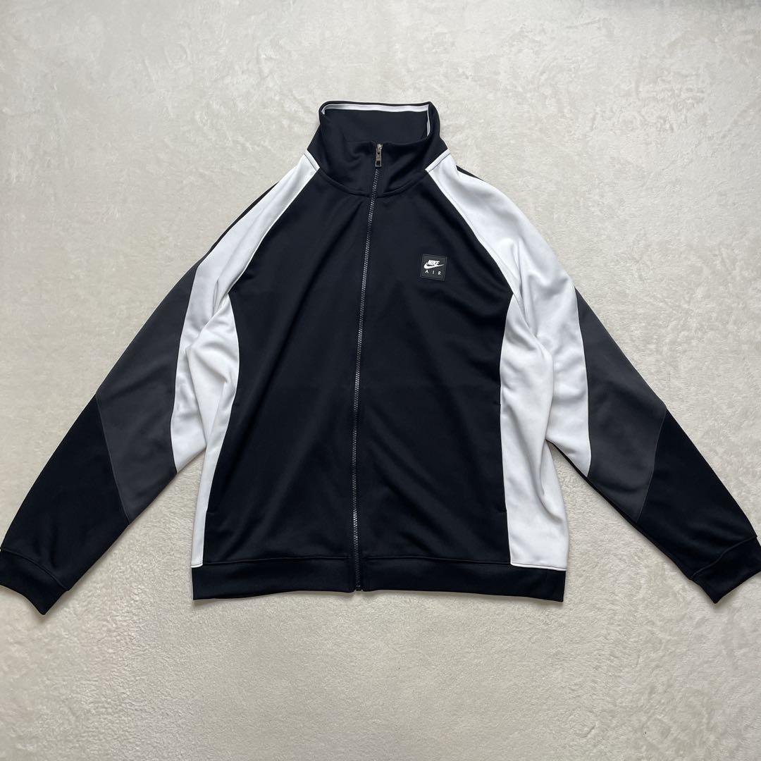 【未使用に近い　大きいサイズ】NIKE XL セットアップ　ジャージ