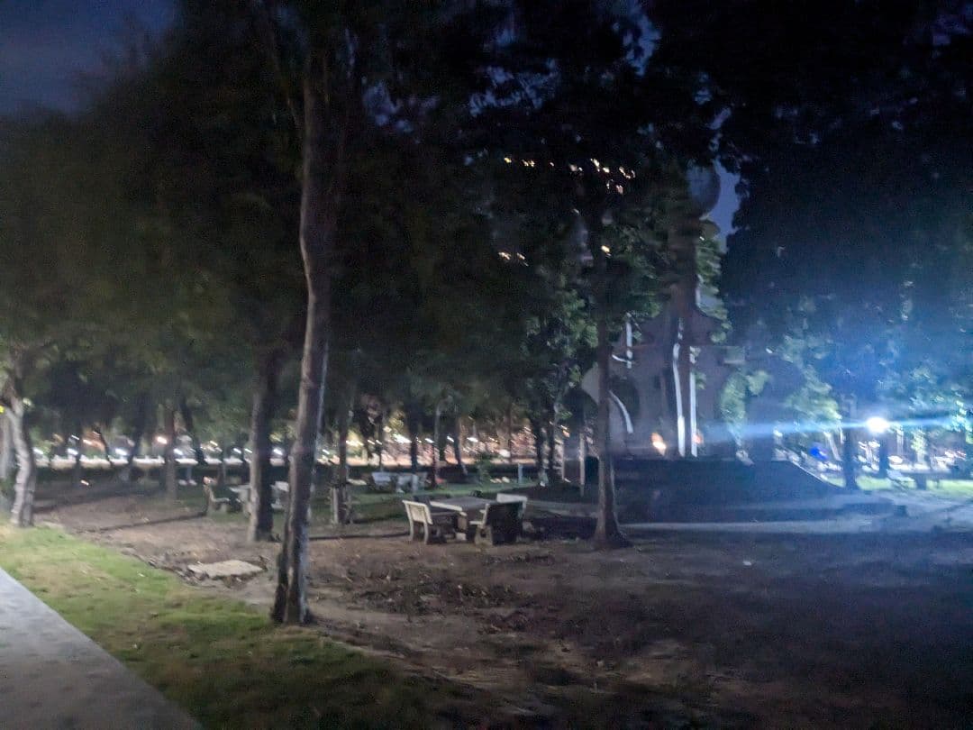 タイのお守りプラクルアン！眠そうなおじいちゃん！ルアンポークン作！プラピッタ！