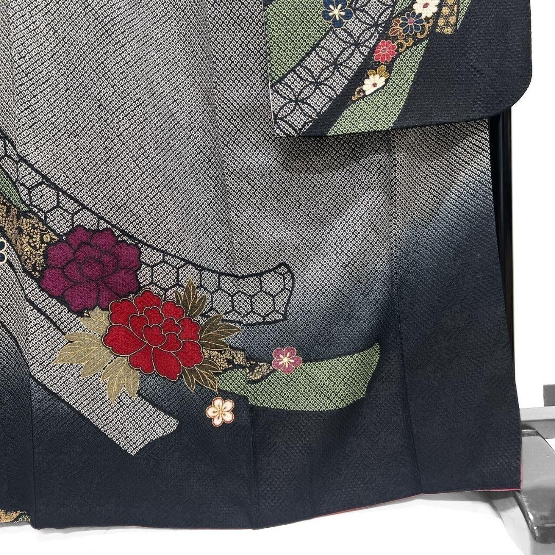 総絞り　金彩　熨斗　牡丹　花模様　振袖　晴れの日　成人式　卒業式　着物　114p