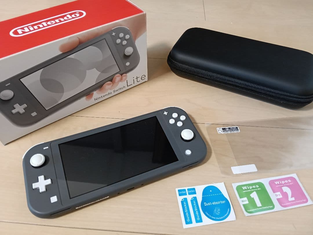 Nintendo　スイッチライト　本体　箱付き　美品