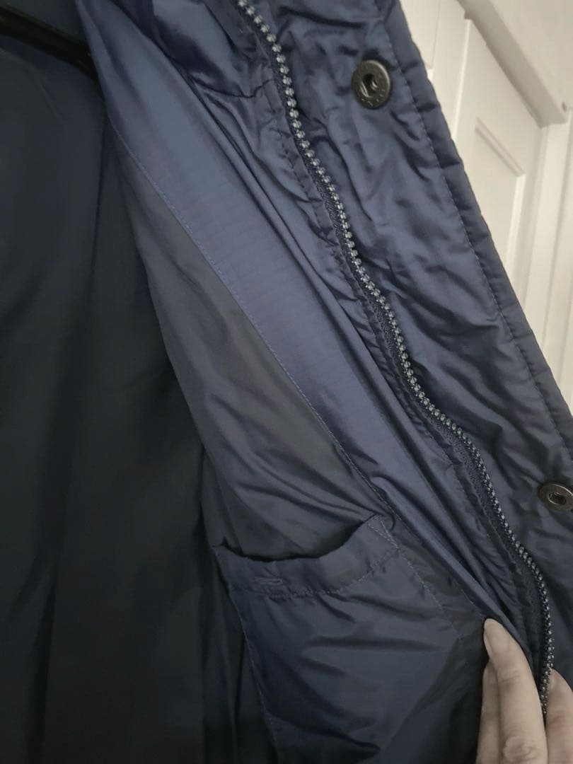 【クリーニング済】刺繍ロゴadidas ダウン・フェザーコート　Ｓサイズ