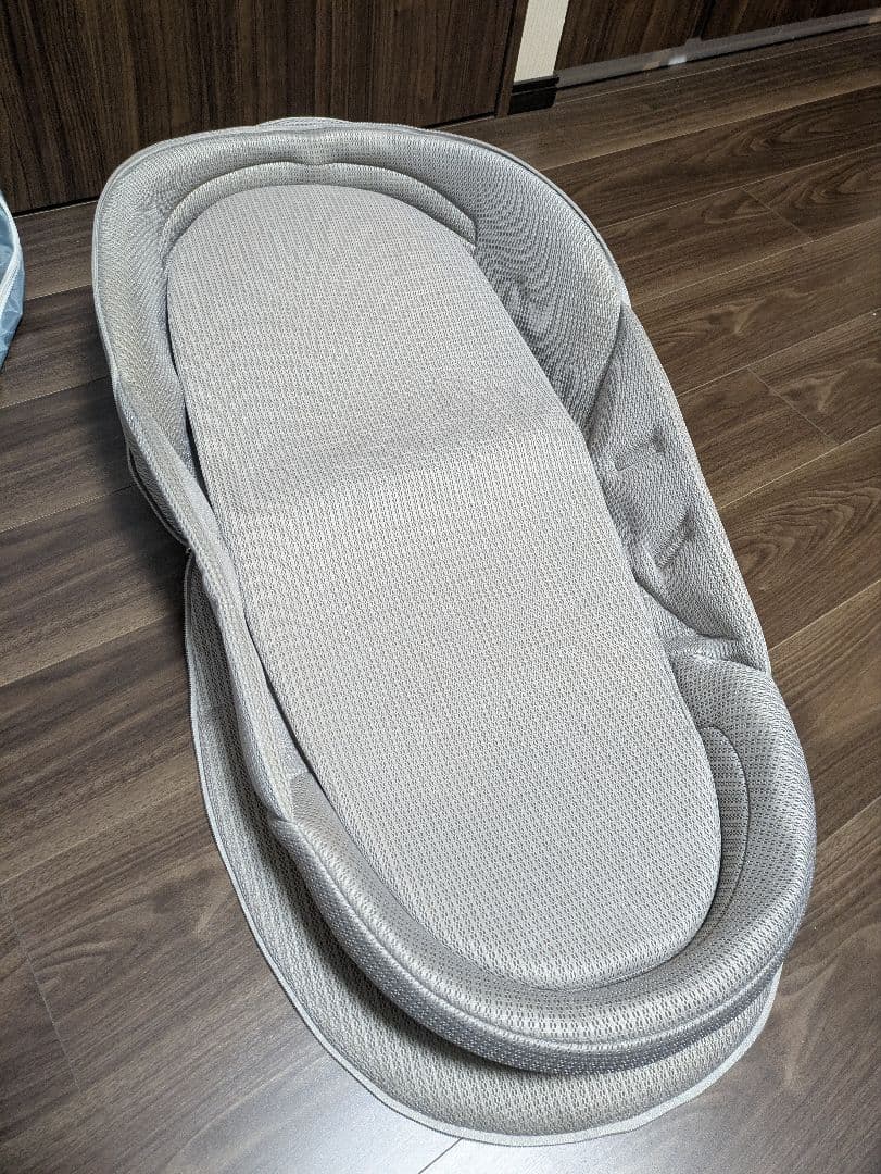 ネオママイズム　ベッドインベッド　グレー　替えシート2枚付き