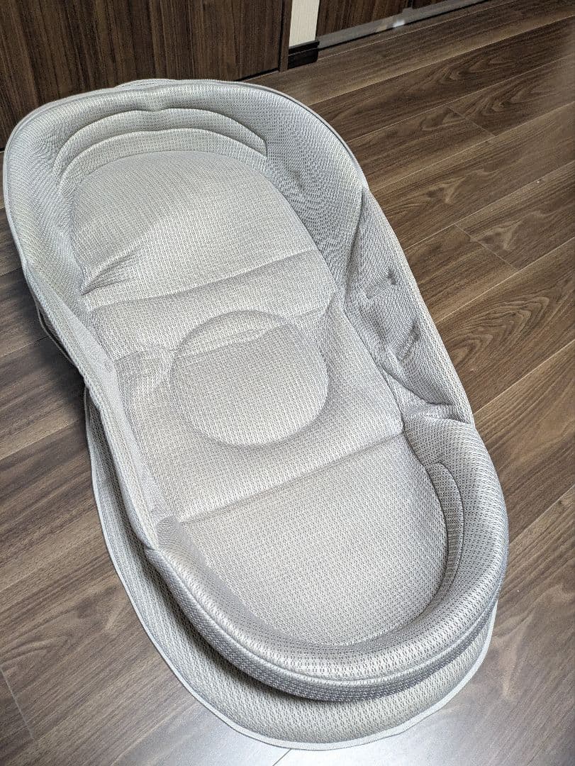 ネオママイズム　ベッドインベッド　グレー　替えシート2枚付き