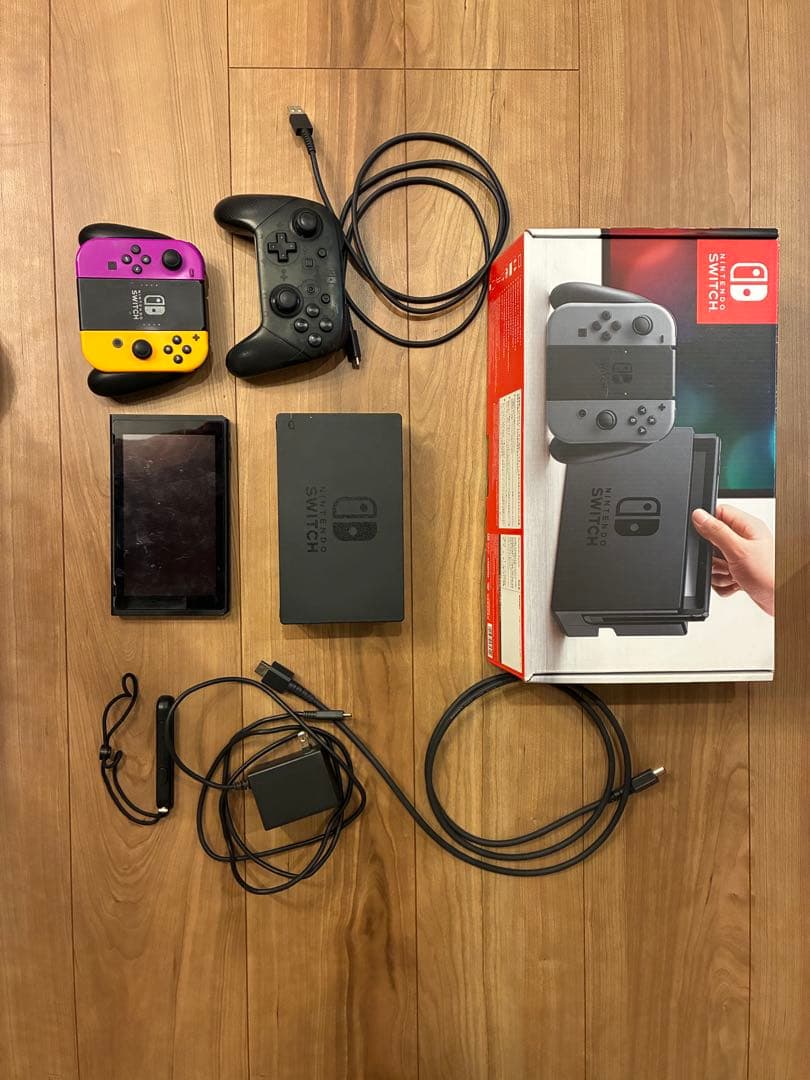 Nintendo Switch 本体 ネオンイエロー・ネオンパープル