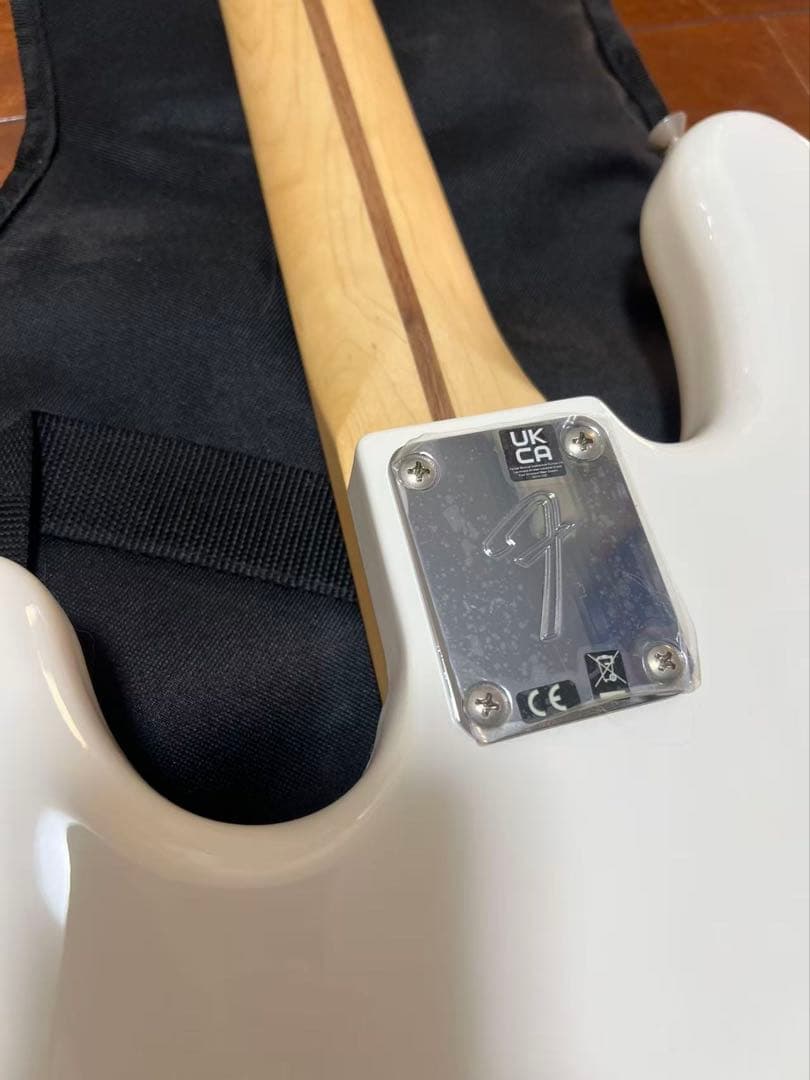 Fender Player Series Jazz Bass ホワイト