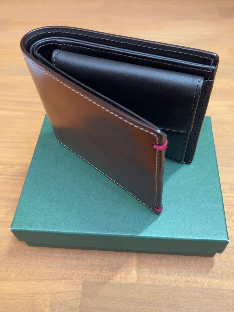 【新品未使用】ポールスミス ✨高級コードバン✨二つ折財布✨ブラウン✨希少
