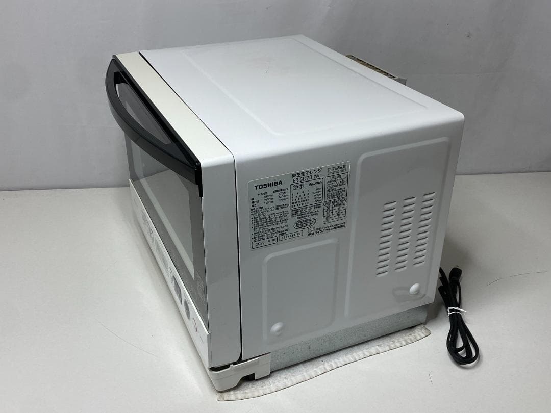 TOSHIBA オーブンレンジ　ER-SD70(W)　2022年製