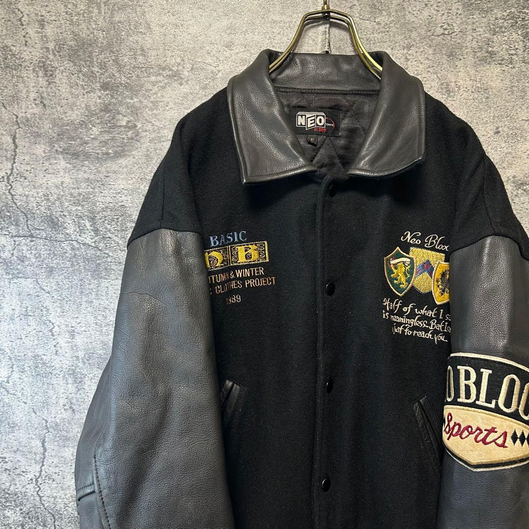 古着　90s ヴィンテージ スタジャン　刺繍　オールブラック　本革レザー　希少