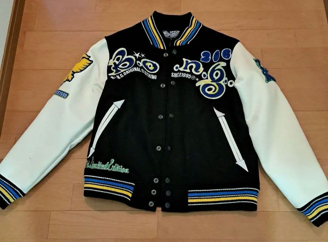 ボングB.O.N.G. スタジャン 限定版 ブラック/ホワイト