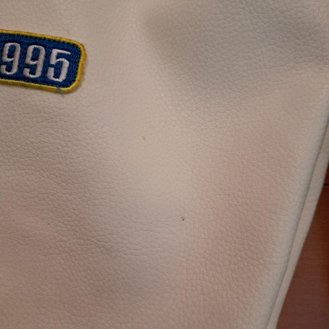 ボングB.O.N.G. スタジャン 限定版 ブラック/ホワイト