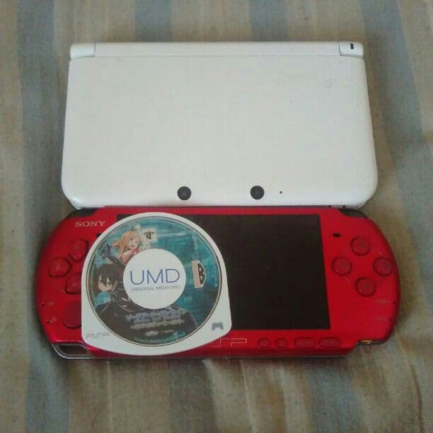 ニンテンドー3DSLL&PSP（SAOのソフト付き）どちらか単品でもおk