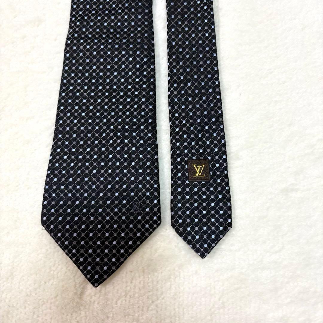 未使用級✨LOUIS VUITTON ルイヴィトン　ネクタイ　ロゴ　ブラック系