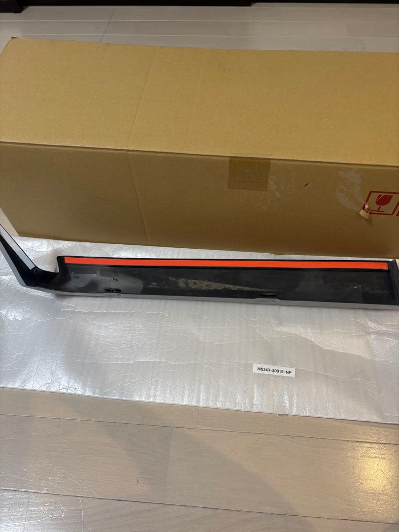 220クラウンRS仕様車 TRDリアバンパースポイラー