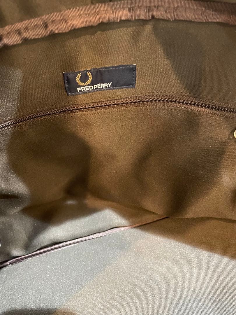 フレッドペリー　FRED PERRY ボストンバッグ　トラベルバッグ