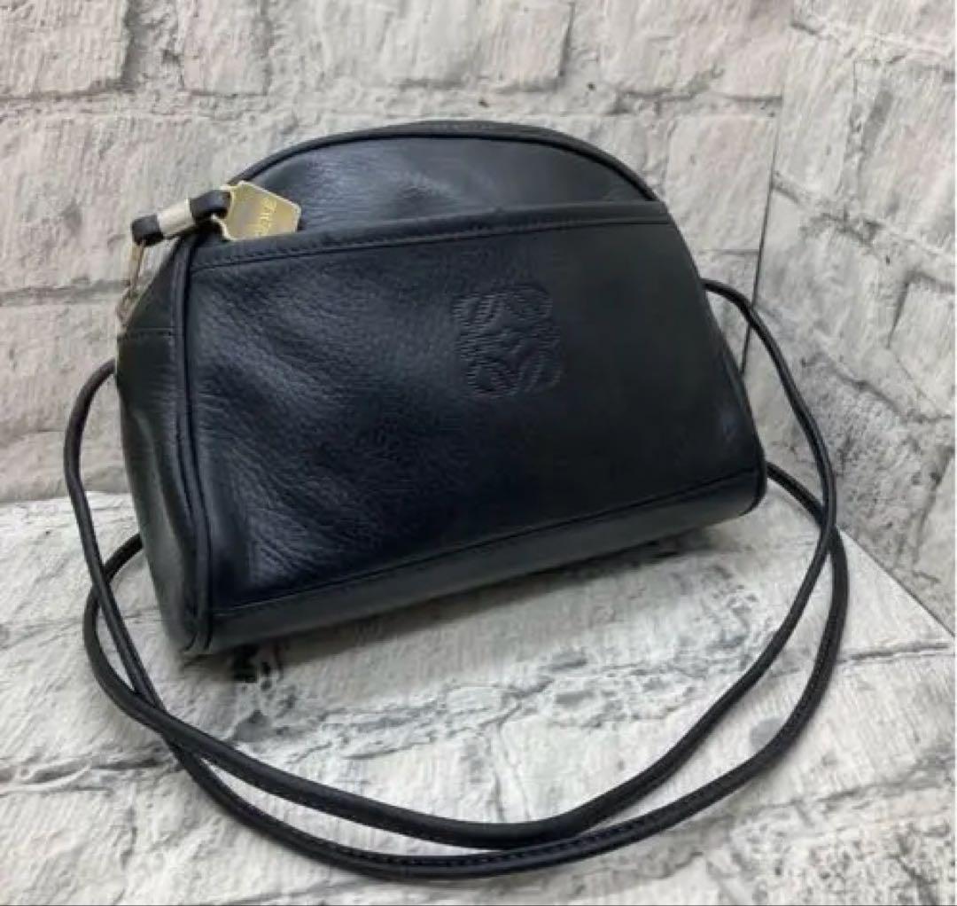 LOEWE　オールドロエベ　ショルダーバッグ　斜めかけ　ポシェット