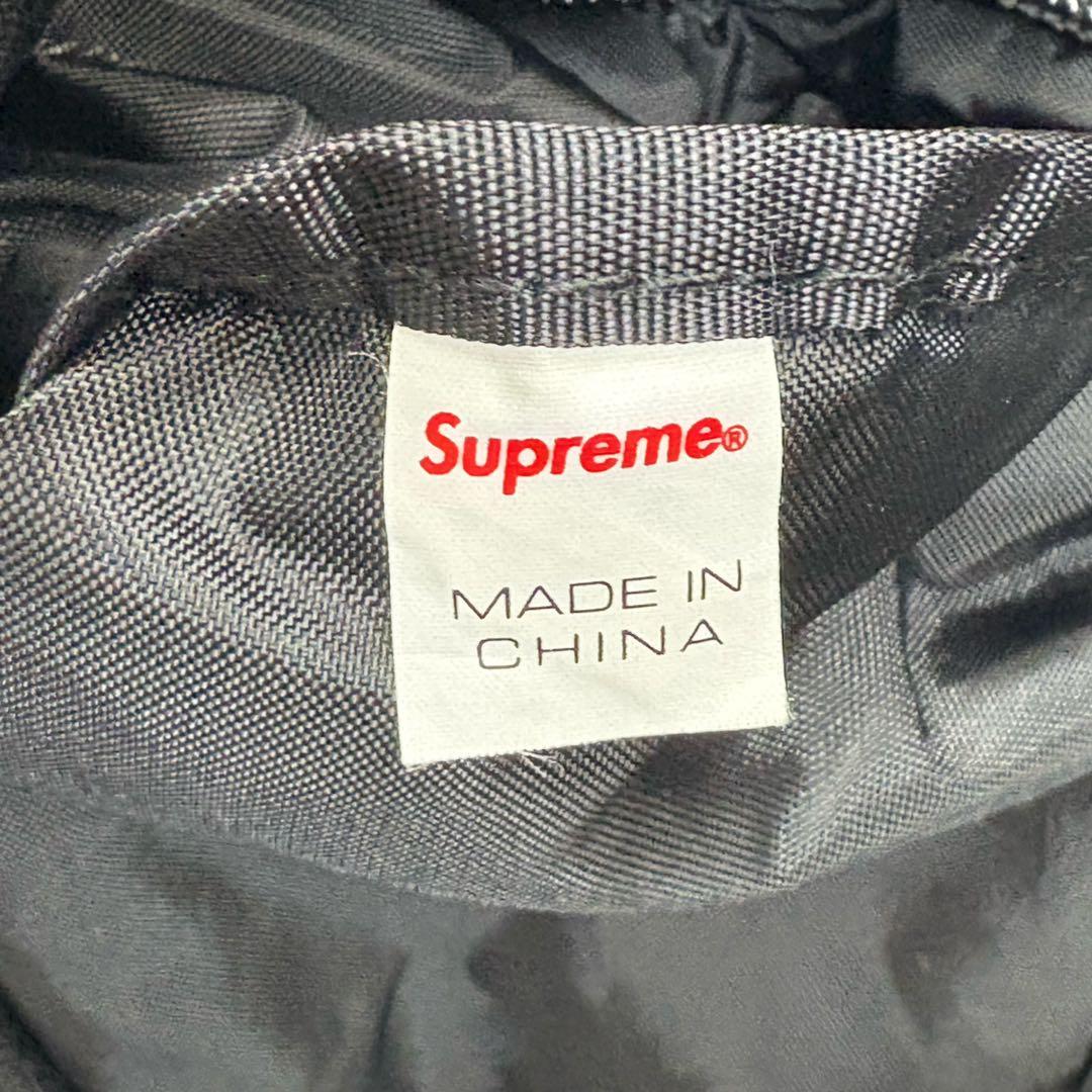 SUPREME ミニダッフルバッグ