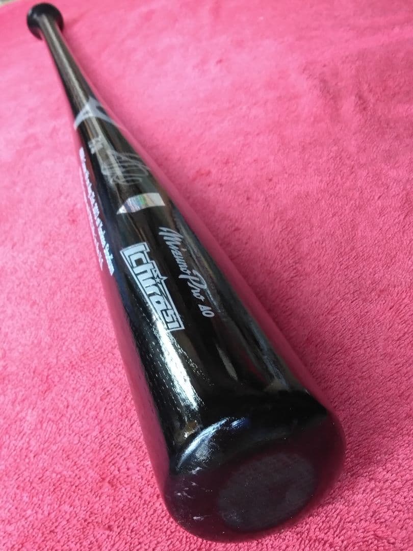 【オマケ】付き　イチローさん直筆サイン入り日米通算4000本安打記念バット