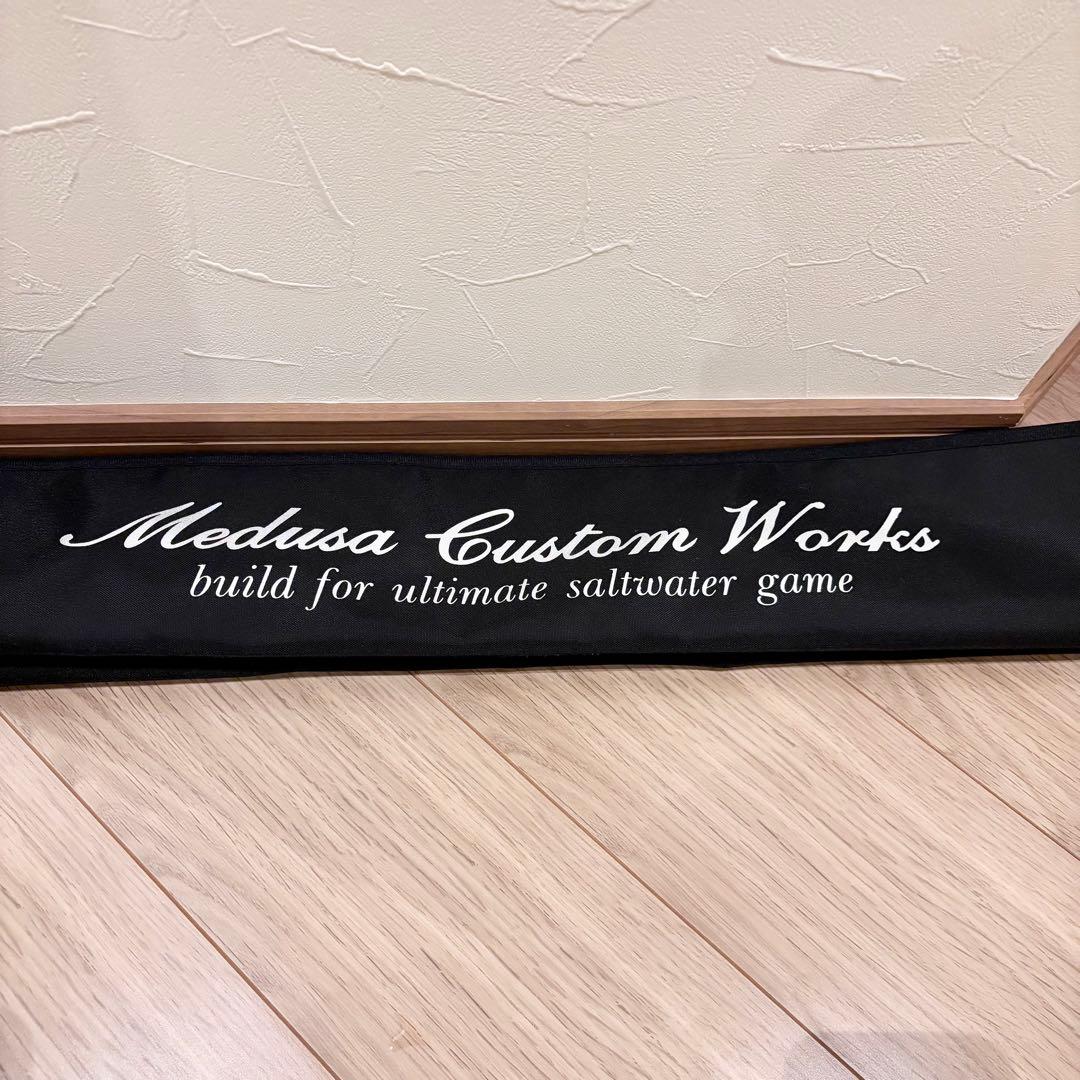 美品　MCワークス　RAGING BULL 100XR-1 スペシャルモデル