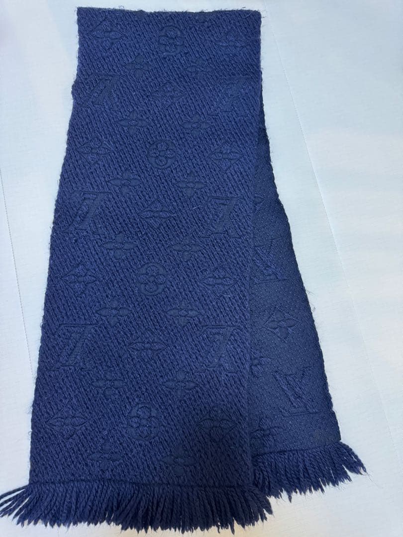 Louis Vuitton ネイビー マフラー⭐︎混シルク