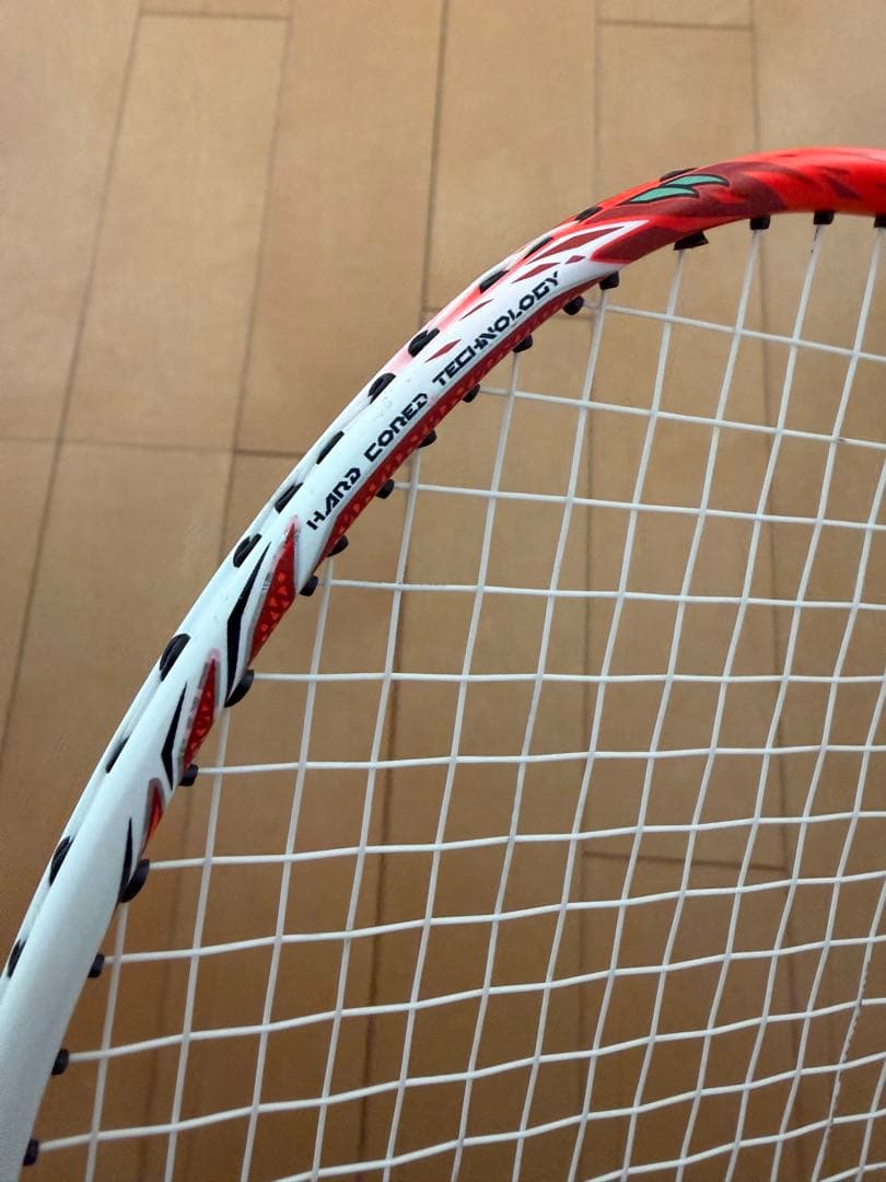 バドミントンラケット ラケット　4UG5 ビクター　スラスター　リュウガ