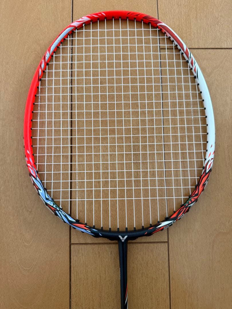 バドミントンラケット ラケット　4UG5 ビクター　スラスター　リュウガ
