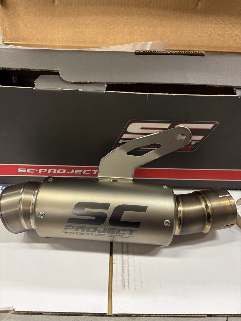SC PROJECT GP70-R スリップオンマフラー (USJ)