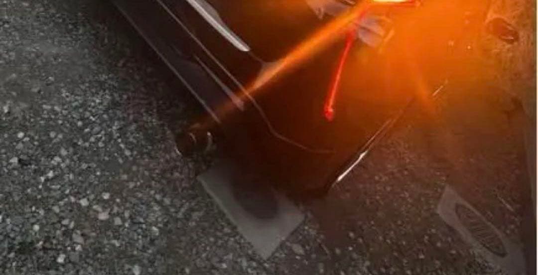 八重子 柿本改 068S GTBOX マフラー 50プリウス