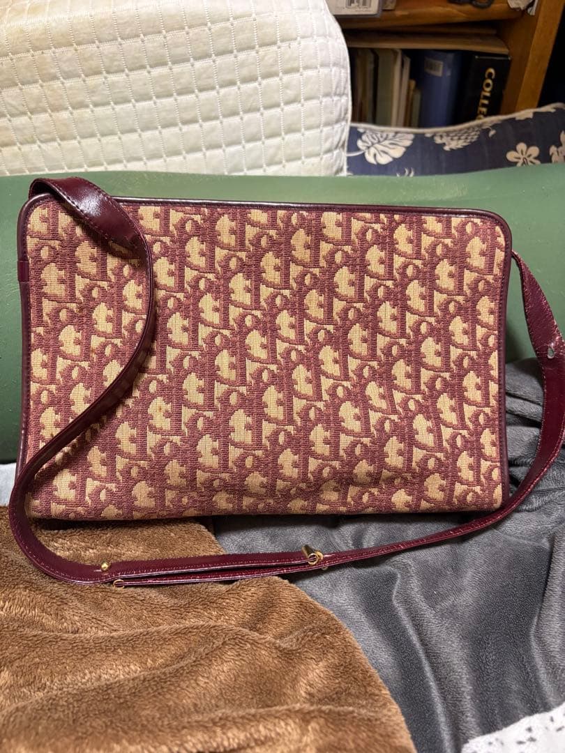 クリスチャン・ディオールのヴィンテージ「トロッター」柄ショルダーバッグ