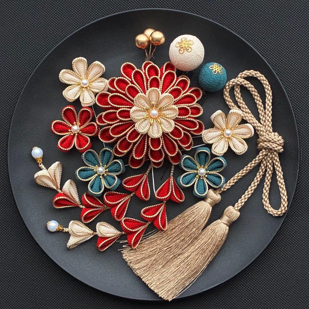 192つまみ細工髪飾り つまみ細工 和装髪飾り 結婚式 成人式 卒業式 七五三