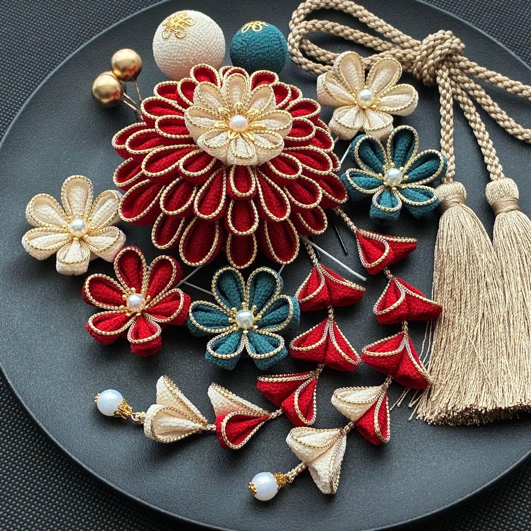 192つまみ細工髪飾り つまみ細工 和装髪飾り 結婚式 成人式 卒業式 七五三