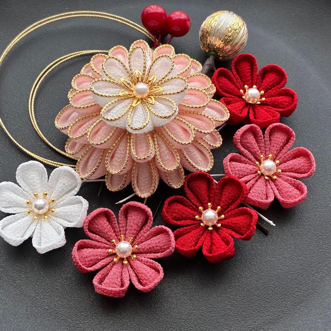 192つまみ細工髪飾り つまみ細工 和装髪飾り 結婚式 成人式 卒業式 七五三