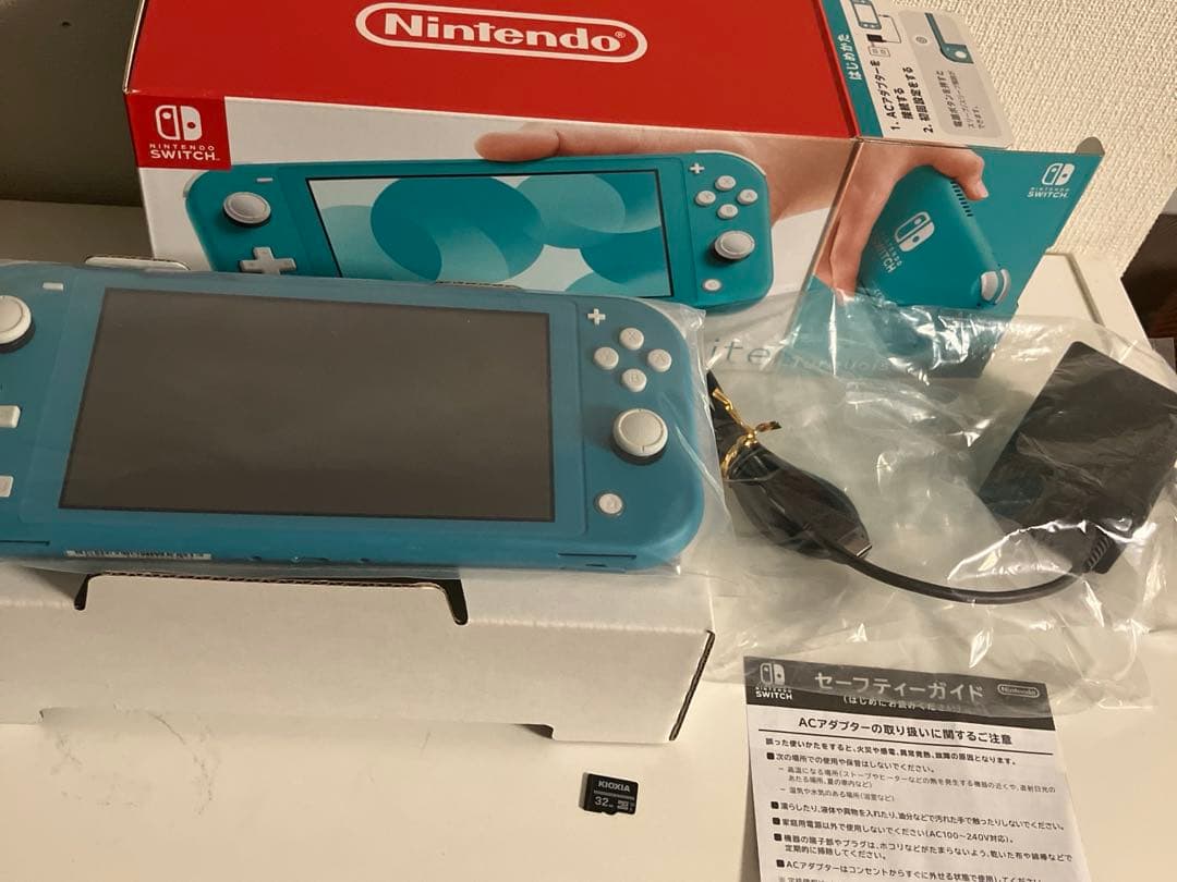 【美品】 SDカード付き　Nintendo Switch Lite ターコイズ