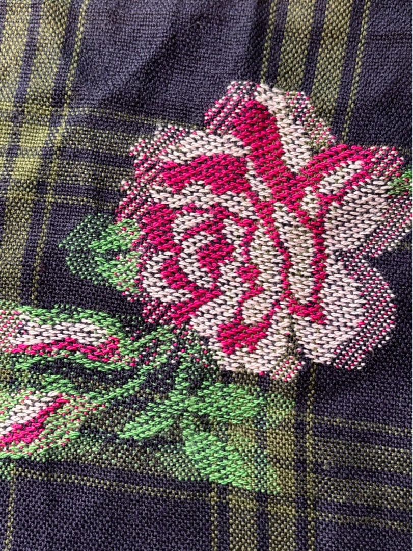 【極美品】GUCCI チェック柄マフラー 花柄刺繍付き