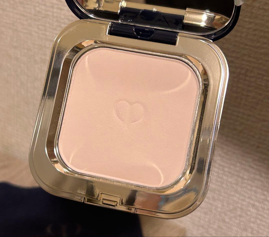 クレドポー　プードルコンパクトエサンシエルｎ