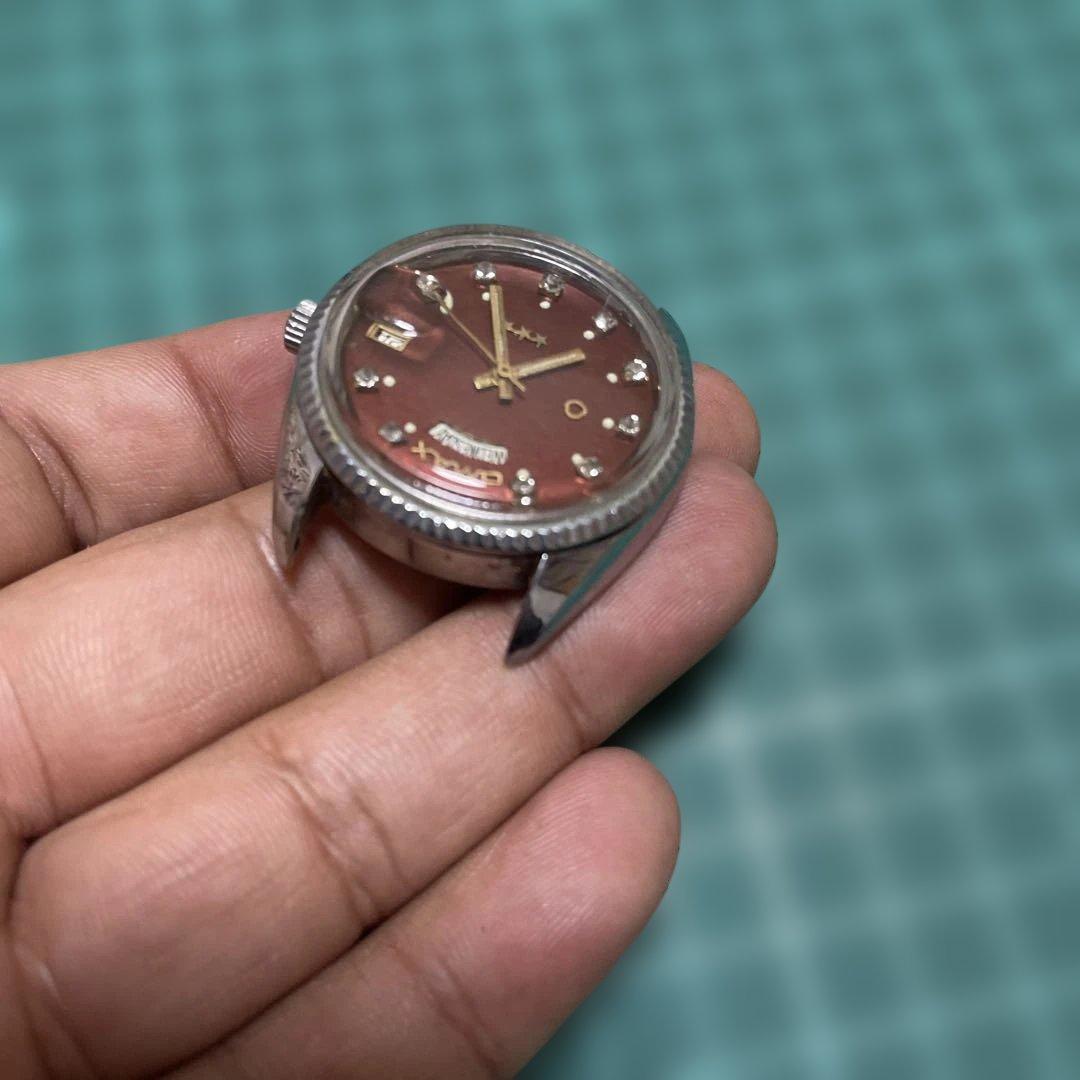 d*g様 OMAX 自動巻き 腕時計 赤