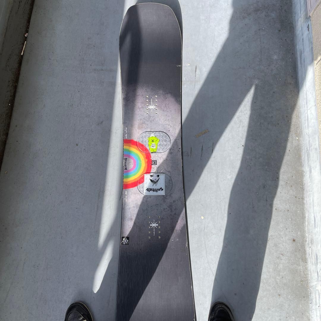 NITRO スノーボード 虹デザイン