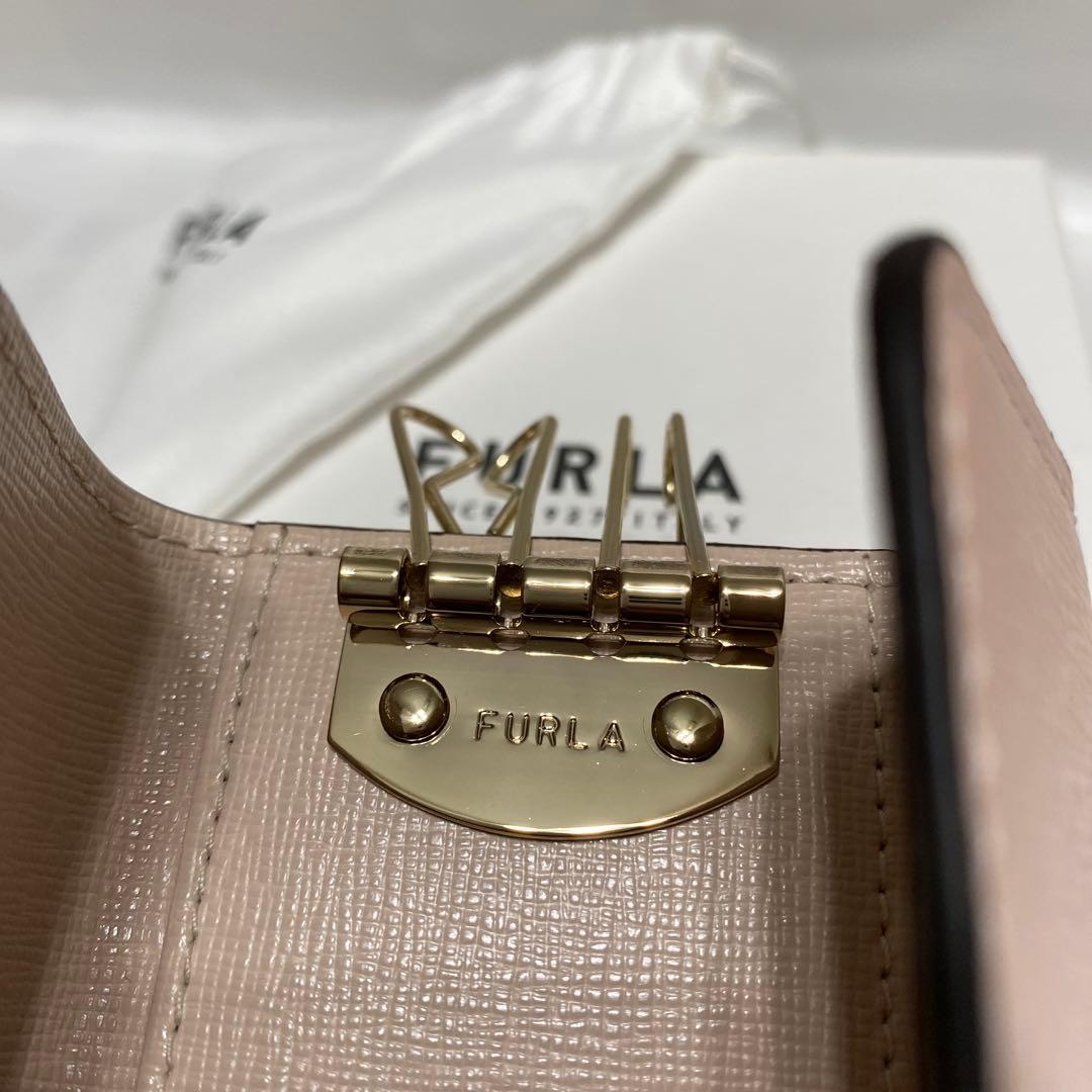 極美品　フルラ　FURLA　4連キーケース　バビロン　レザー