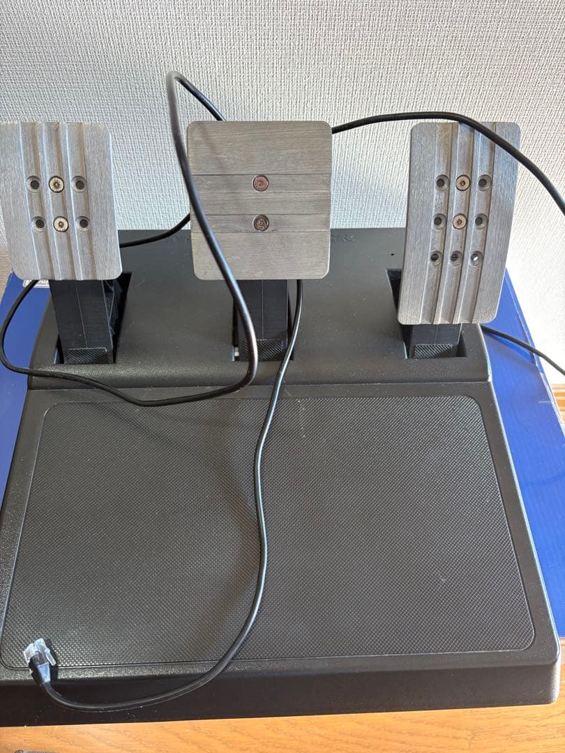 Thrustmaster T300RS トラストマスター