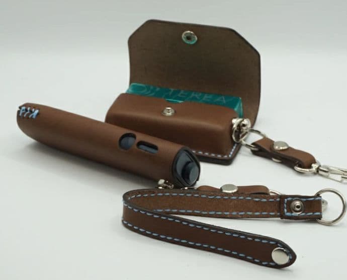 IQOS ILUMA i ONE レザーケース ブラウン